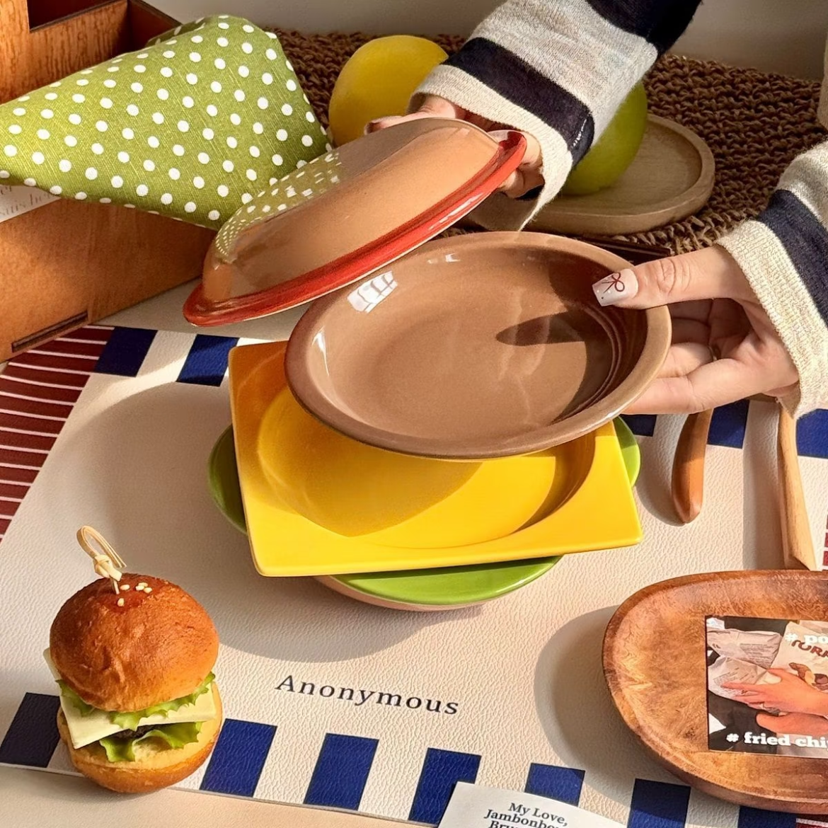 Hamburger Ceramic Bowl Plate Set