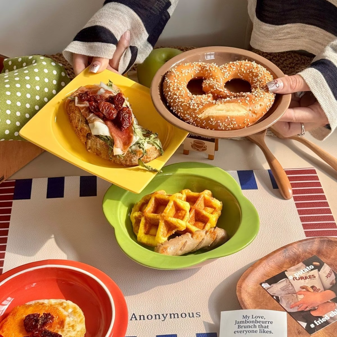 Hamburger Ceramic Bowl Plate Set