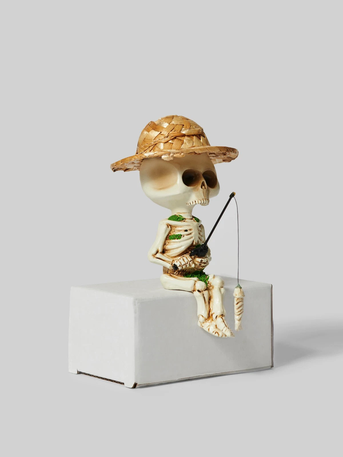 Straw Hat Skeleton Fishing Desk Ornament
