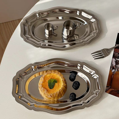 Oval Scalloped Edge Tray