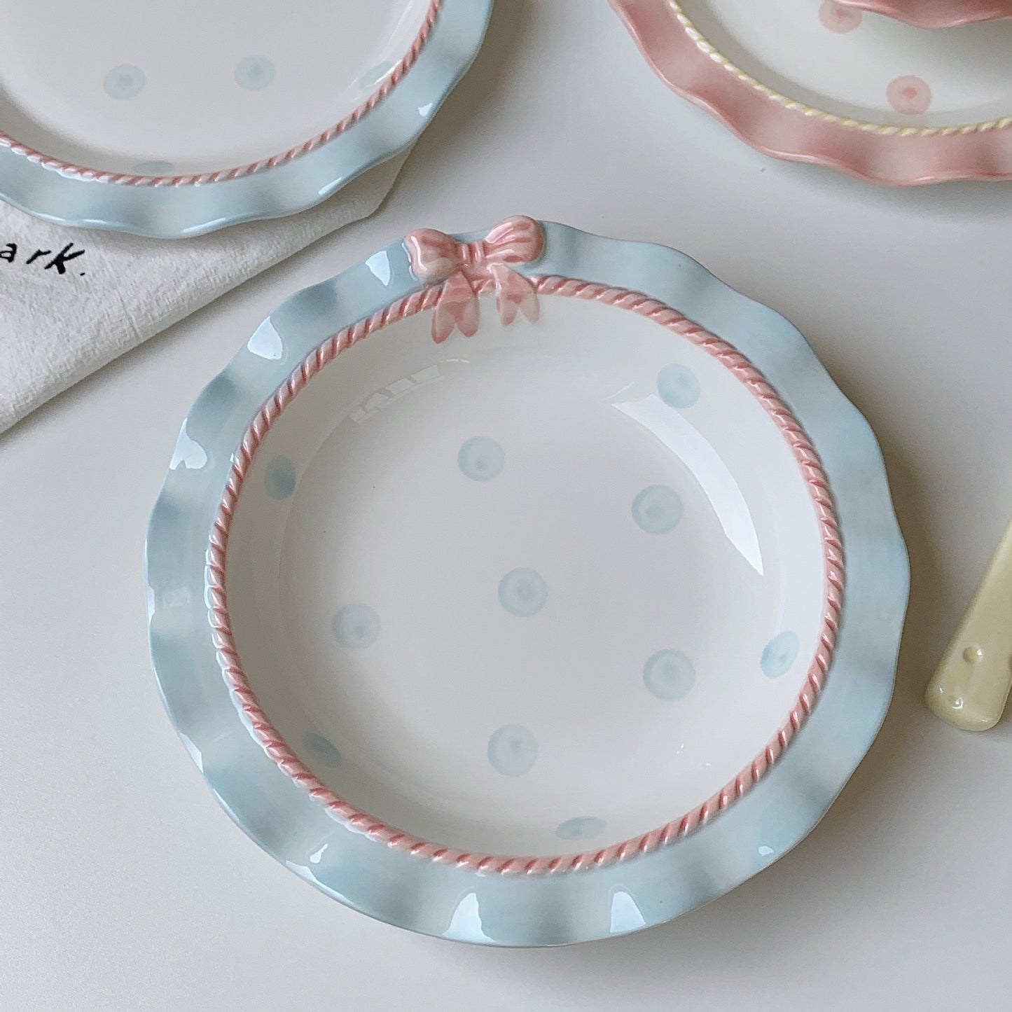 Polka Dot Bow Lace Edges Plate