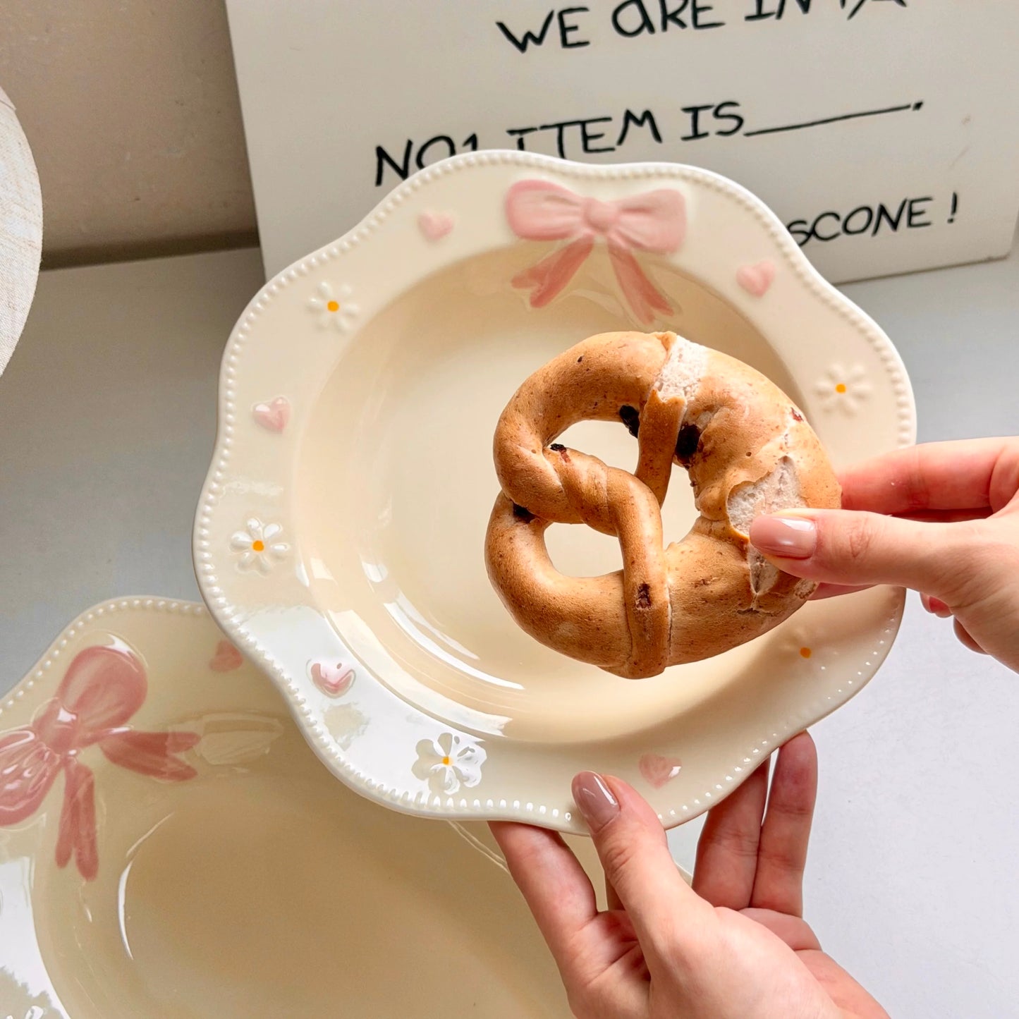Pink Bow Plate